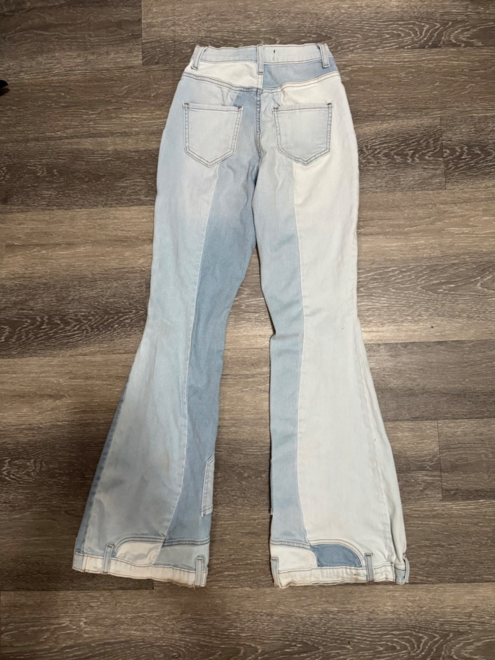 Akira High Waisted Nouveau Flare Jeans Women's 3 26 Patchwork OOP 2nd Generation - Picture 5 of 9
